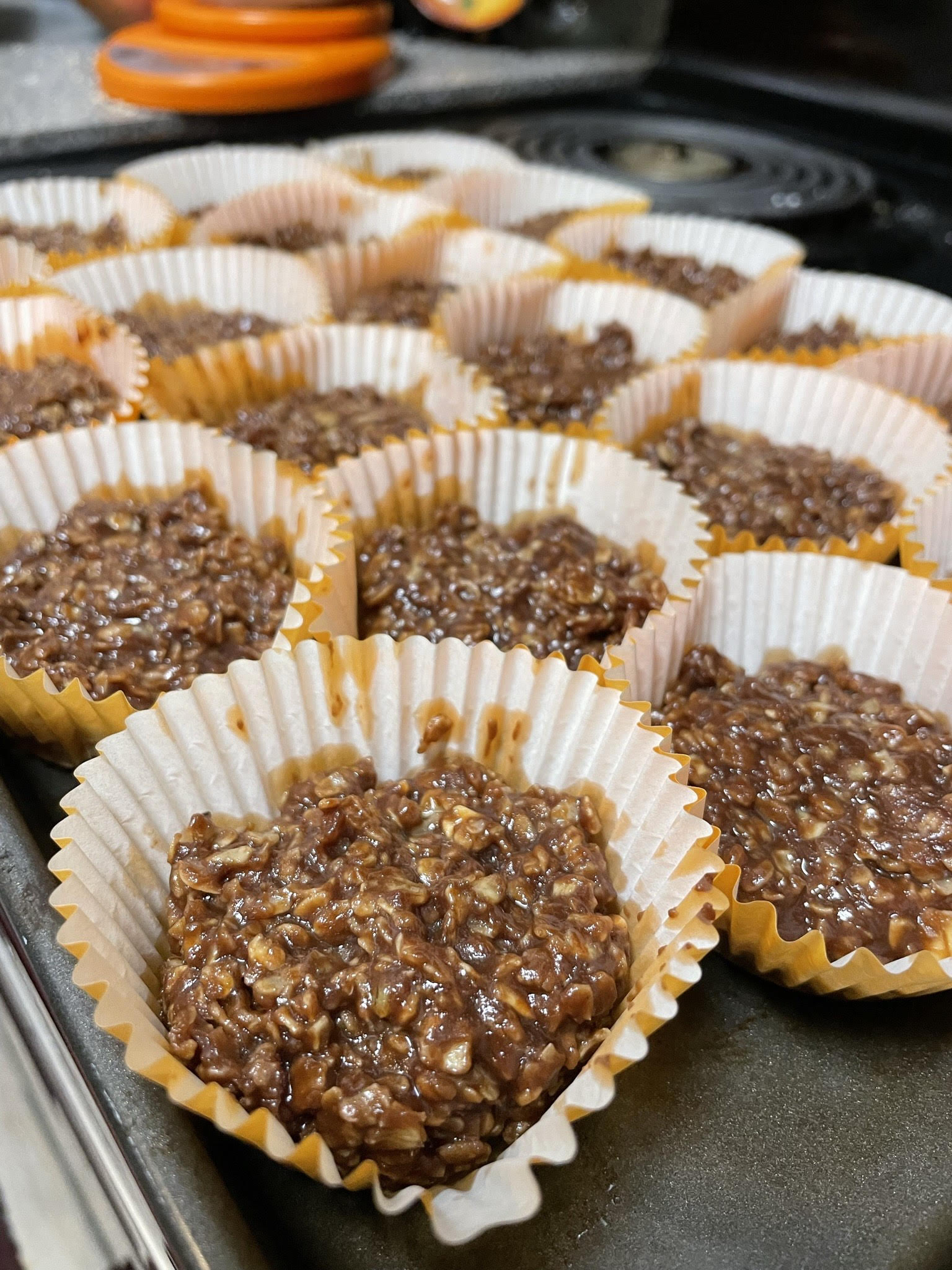 Chocolate oat no-bake cookies